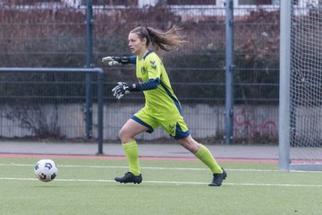 Bild 201 - F Eimsbuettel - wBJ Harburger TB : Ergebnis: 2:1